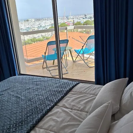 Vaste Avec Vue Sur Le Port De Plaisance ארסשון