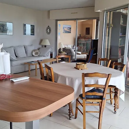 Apartment Vaste Avec Vue Sur Le Port De Plaisance *