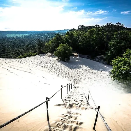 Vaste Avec Vue Sur Le Port De Plaisance Apartamento