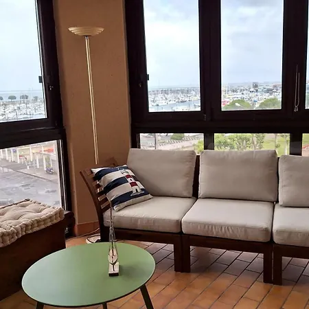Διαμέρισμα Vaste Avec Vue Sur Le Port De Plaisance