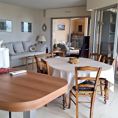 Vaste Avec Vue Sur Le Port De Plaisance Apartment