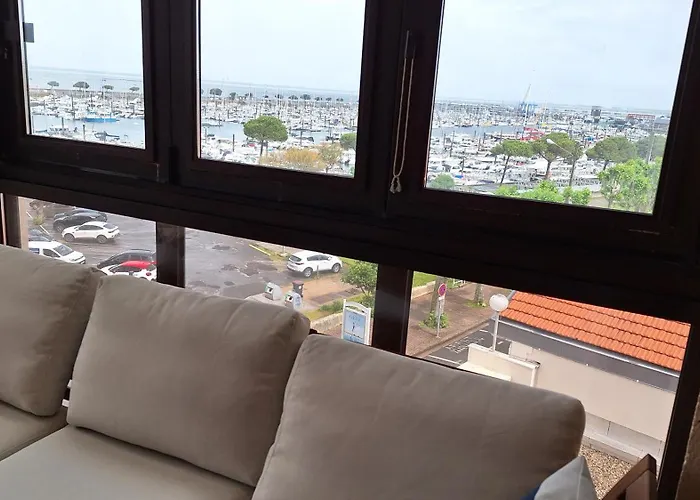 Vaste Avec Vue Sur Le Port De Plaisance Apartmán