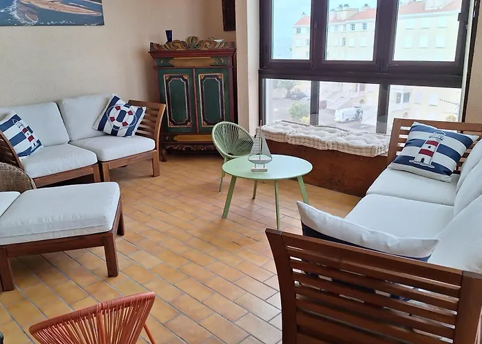 Vaste Avec Vue Sur Le Port De Plaisance * Arcachon