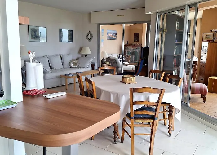 Vaste Avec Vue Sur Le Port De Plaisance Apartmán